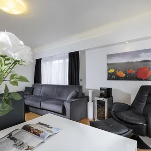 The Queen Luxury - Carlotta , Luxemburg Luxemburg